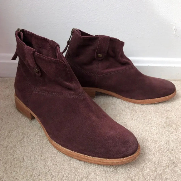 Johnston & Murphy Stephanie Stitched Bootie - Picture 8 of 14